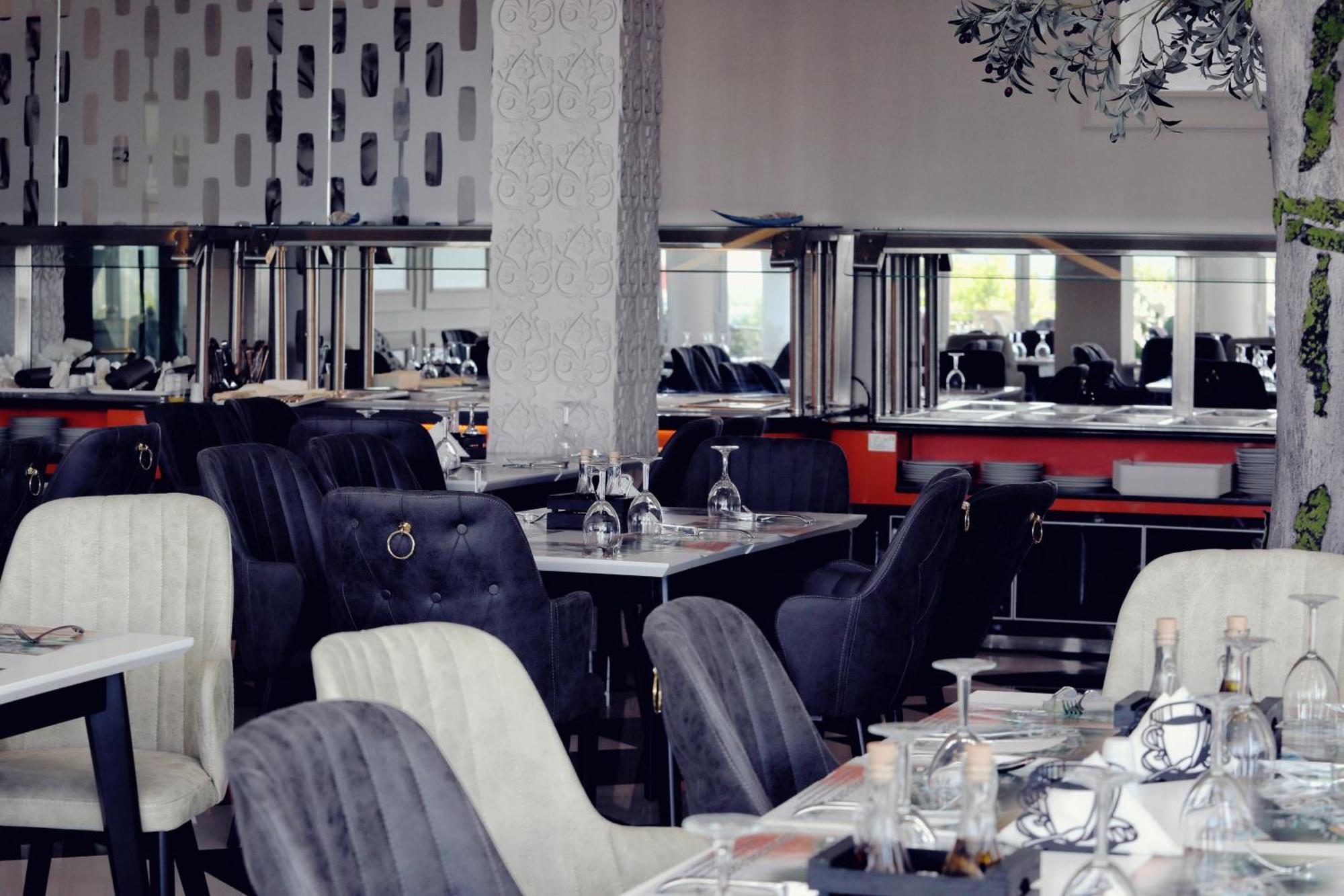Grand Europa Resort, Affiliated By Melia Велипойе